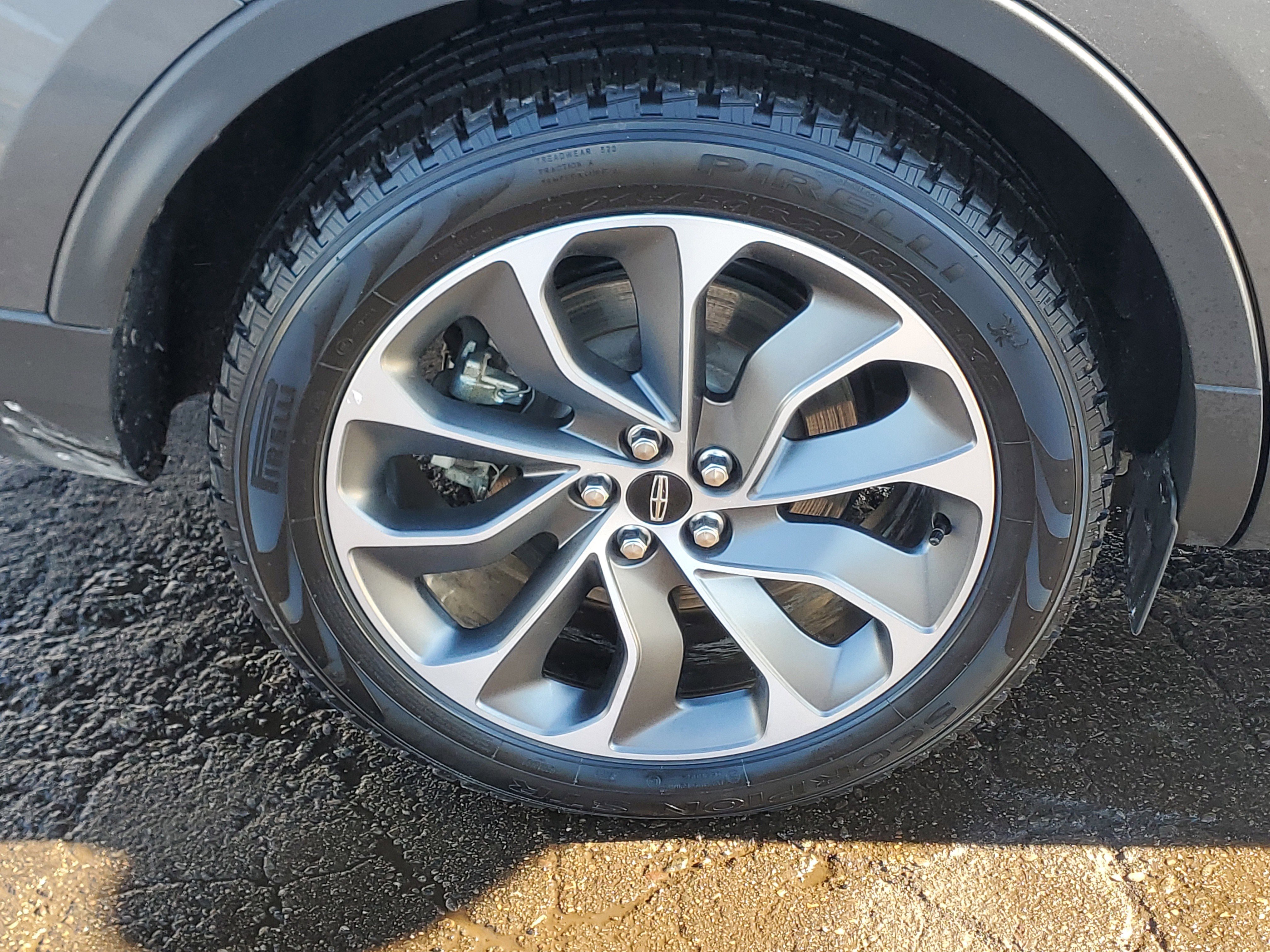 Certified 2023 Lincoln Nautilus Reserve w/ Equipment Group 201A image 7