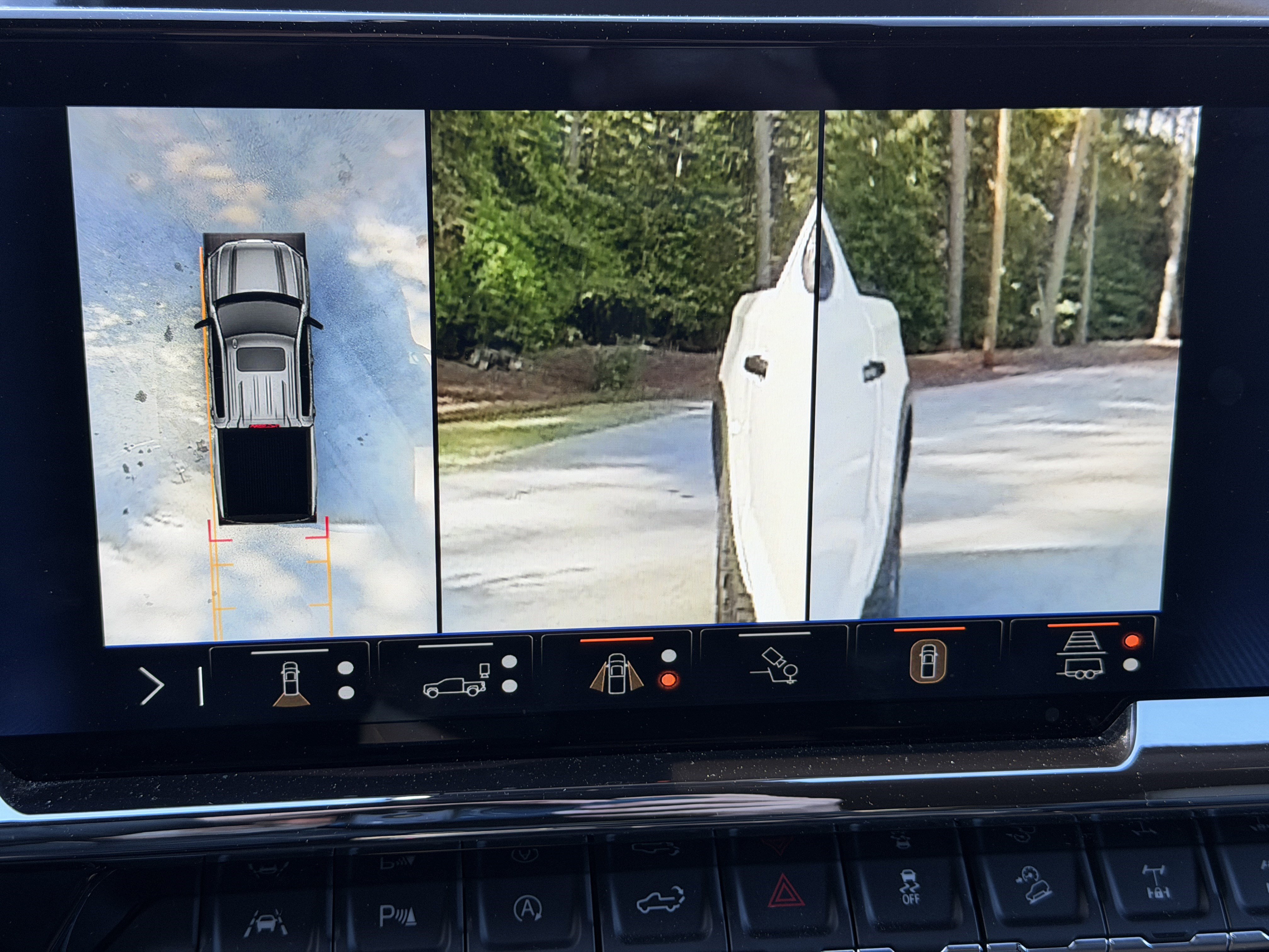 Used 2024 Chevrolet Silverado 1500 ZR2 w/ Technology Package image 15