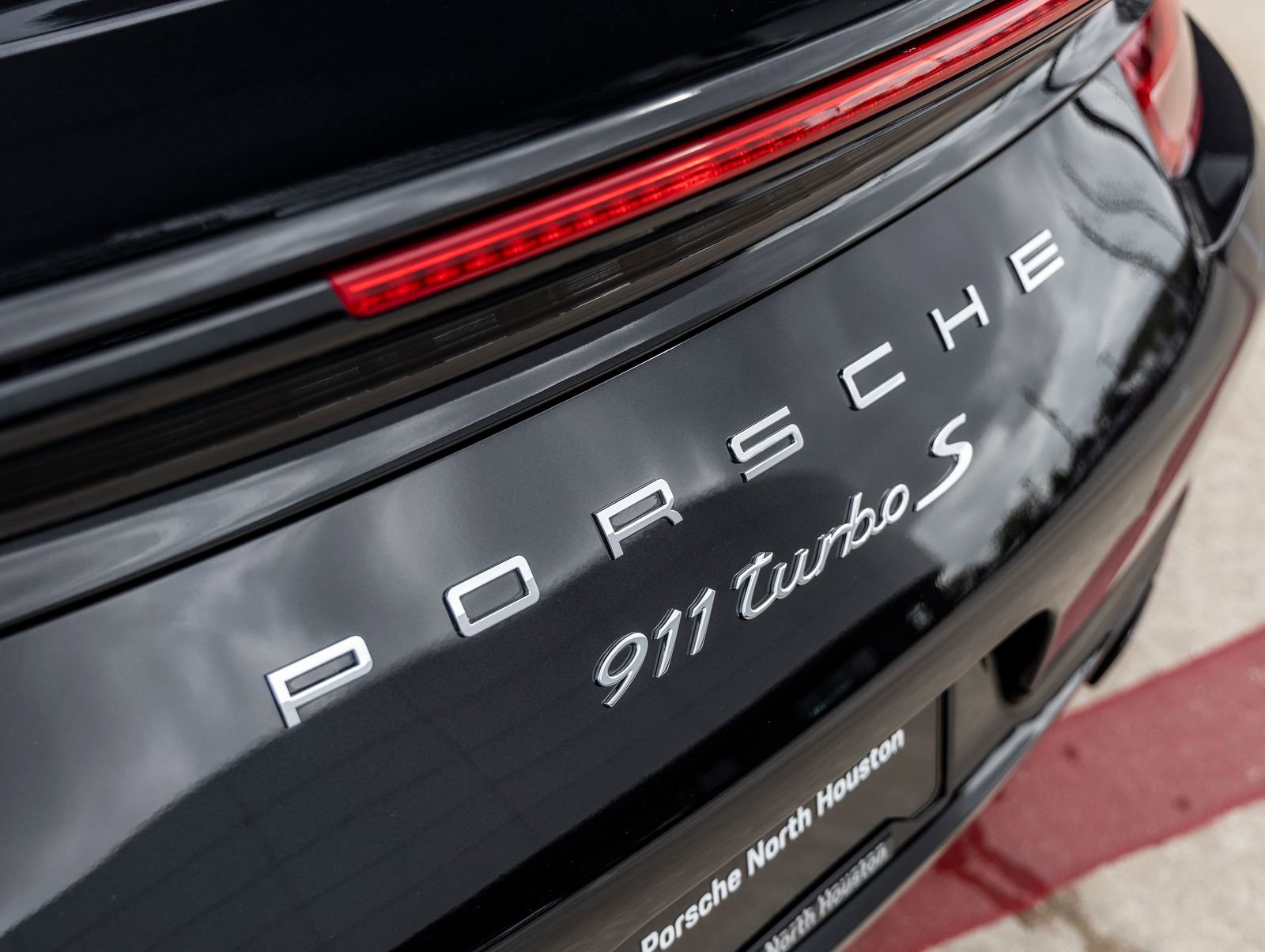 Certified 2014 Porsche 911 Turbo S image 14