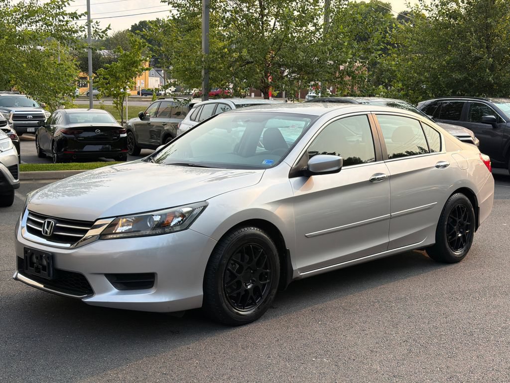 Used 2013 Honda Accord LX image 2