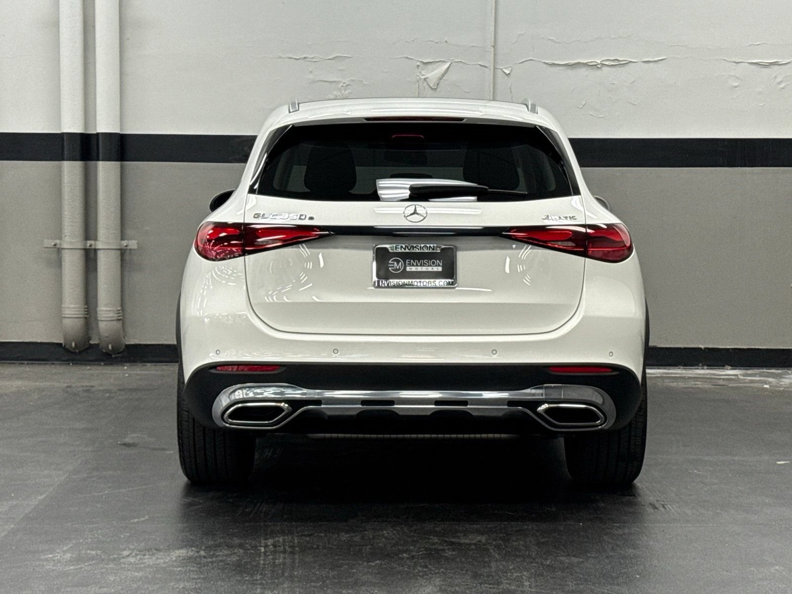 Used 2025 Mercedes-Benz GLC 350e 4MATIC image 11