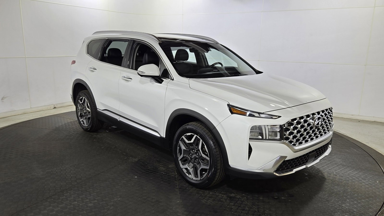 Used 2023 Hyundai Santa Fe SEL Premium