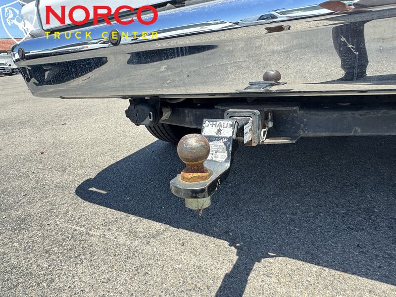 Used 2014 Ford E-250 and Econoline 250 w/ Power Group RWD image 12