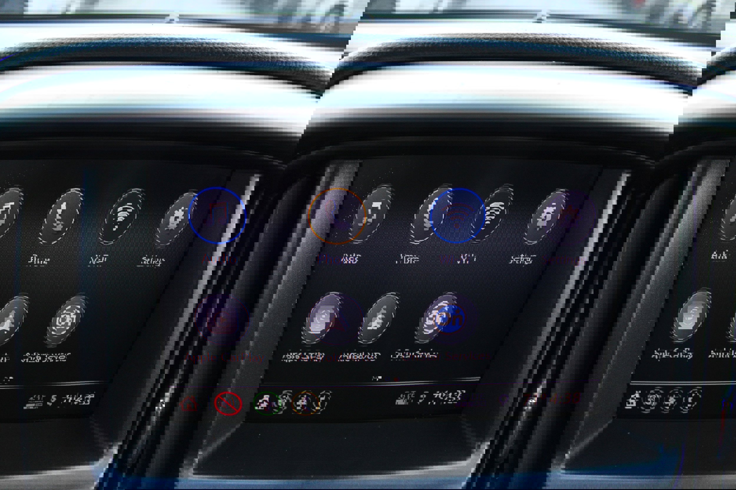 Used 2022 Chevrolet Colorado LT w/ Fleet Safety Package image 25