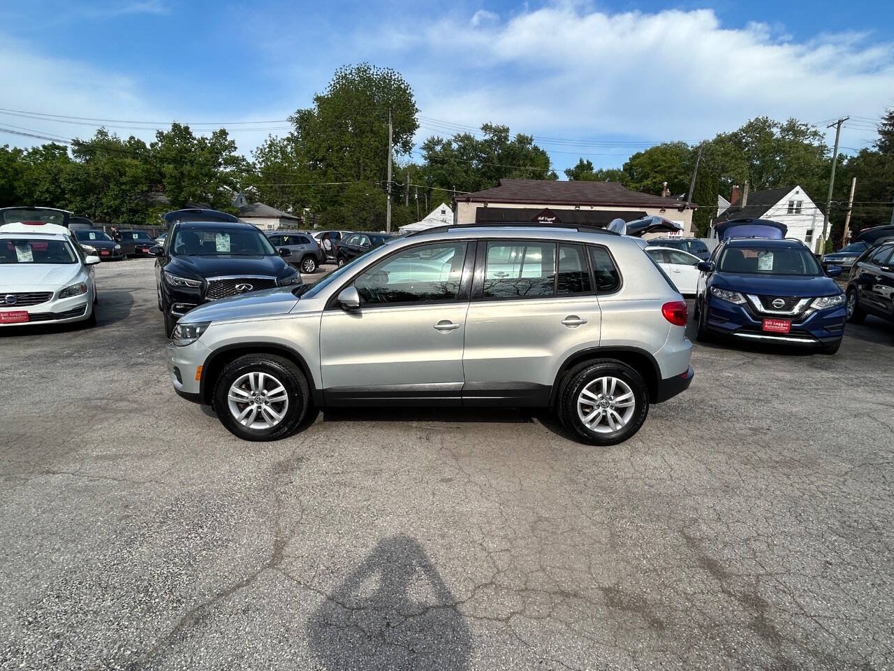 Used 2015 Volkswagen Tiguan S FWD image 4