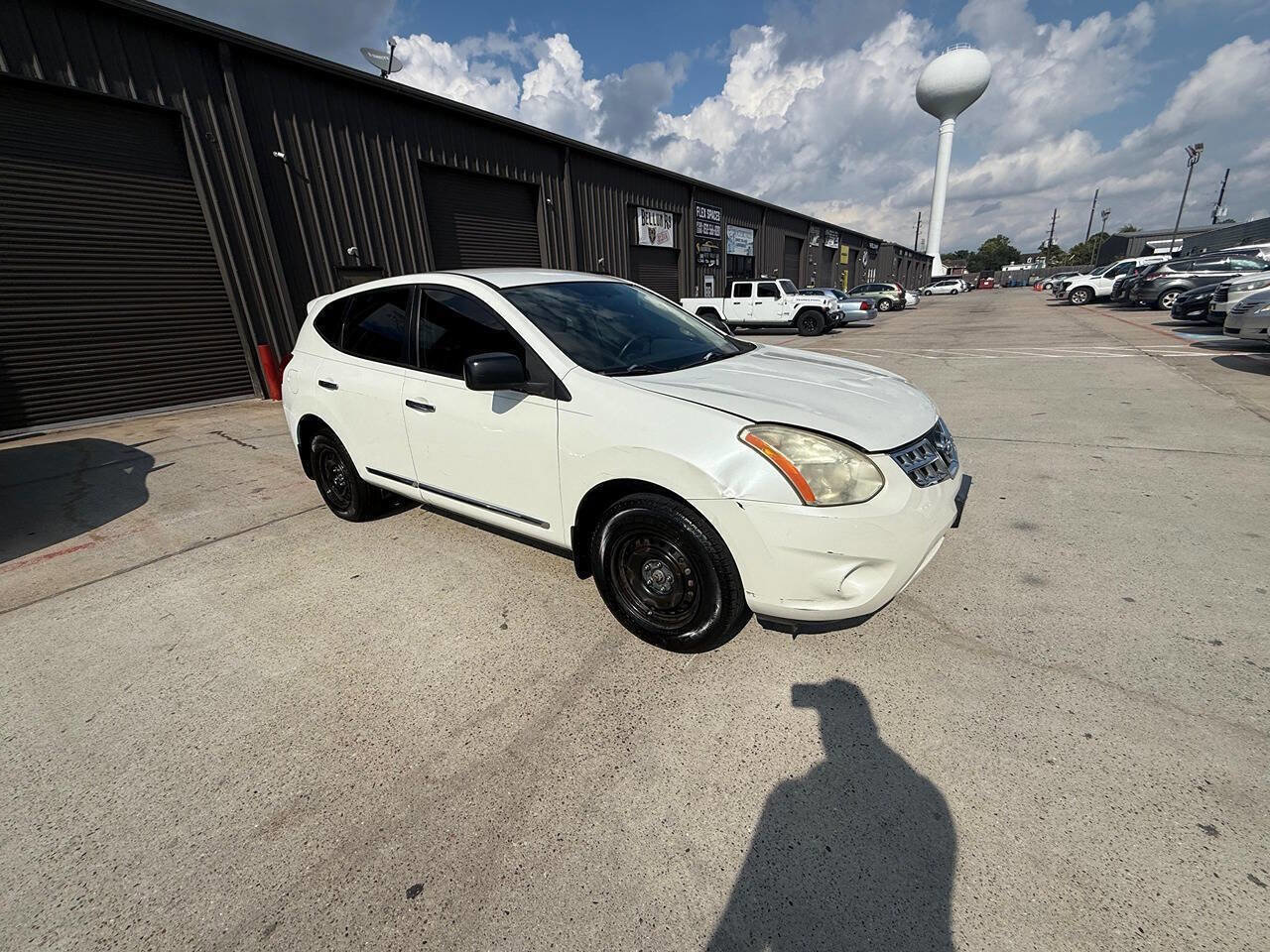 Used 2013 Nissan Rogue S image 19