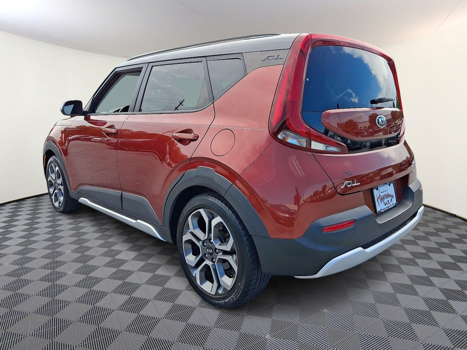 Used 2020 Kia Soul X-Line FWD image 4