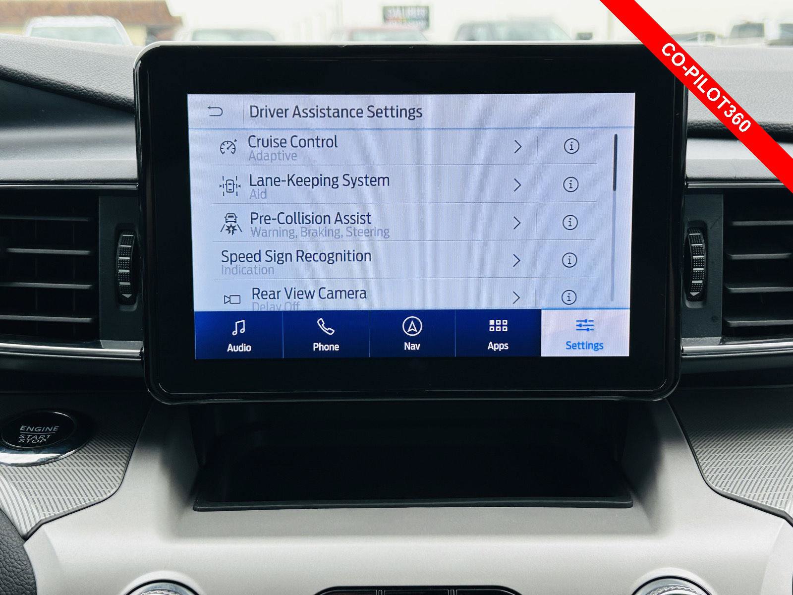 Used 2024 Ford Explorer XLT w/ Equipment Group 202A AWD/4WD image 9