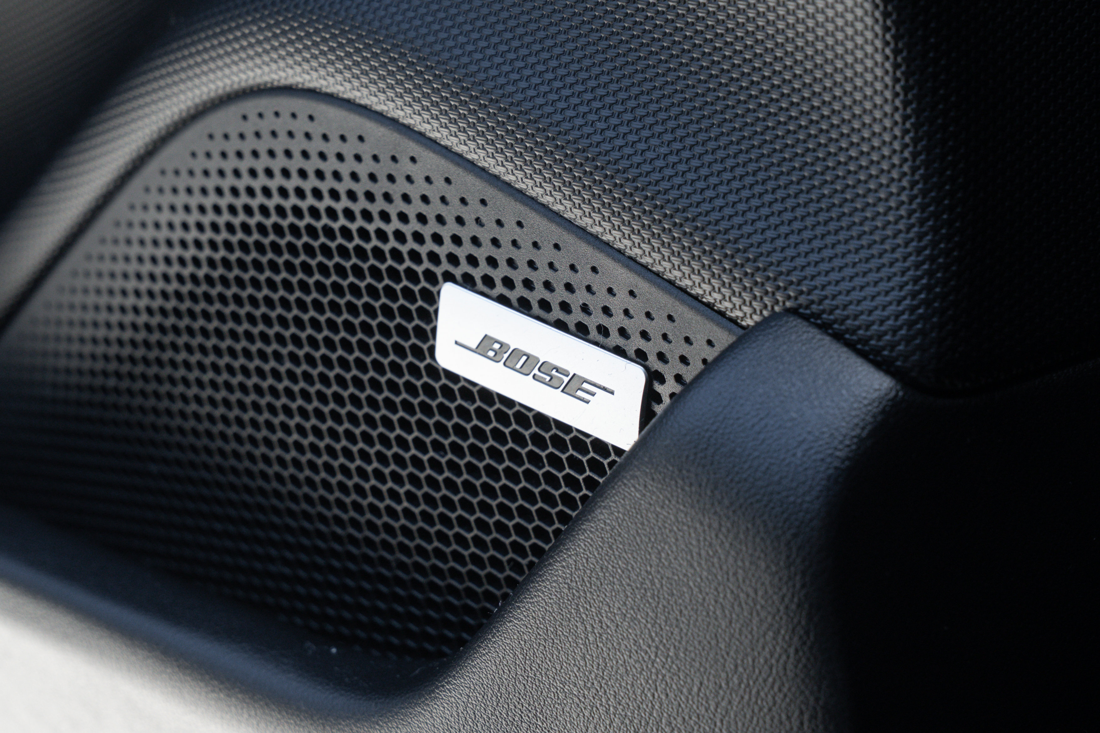 Used 2021 Porsche Taycan 4S image 21