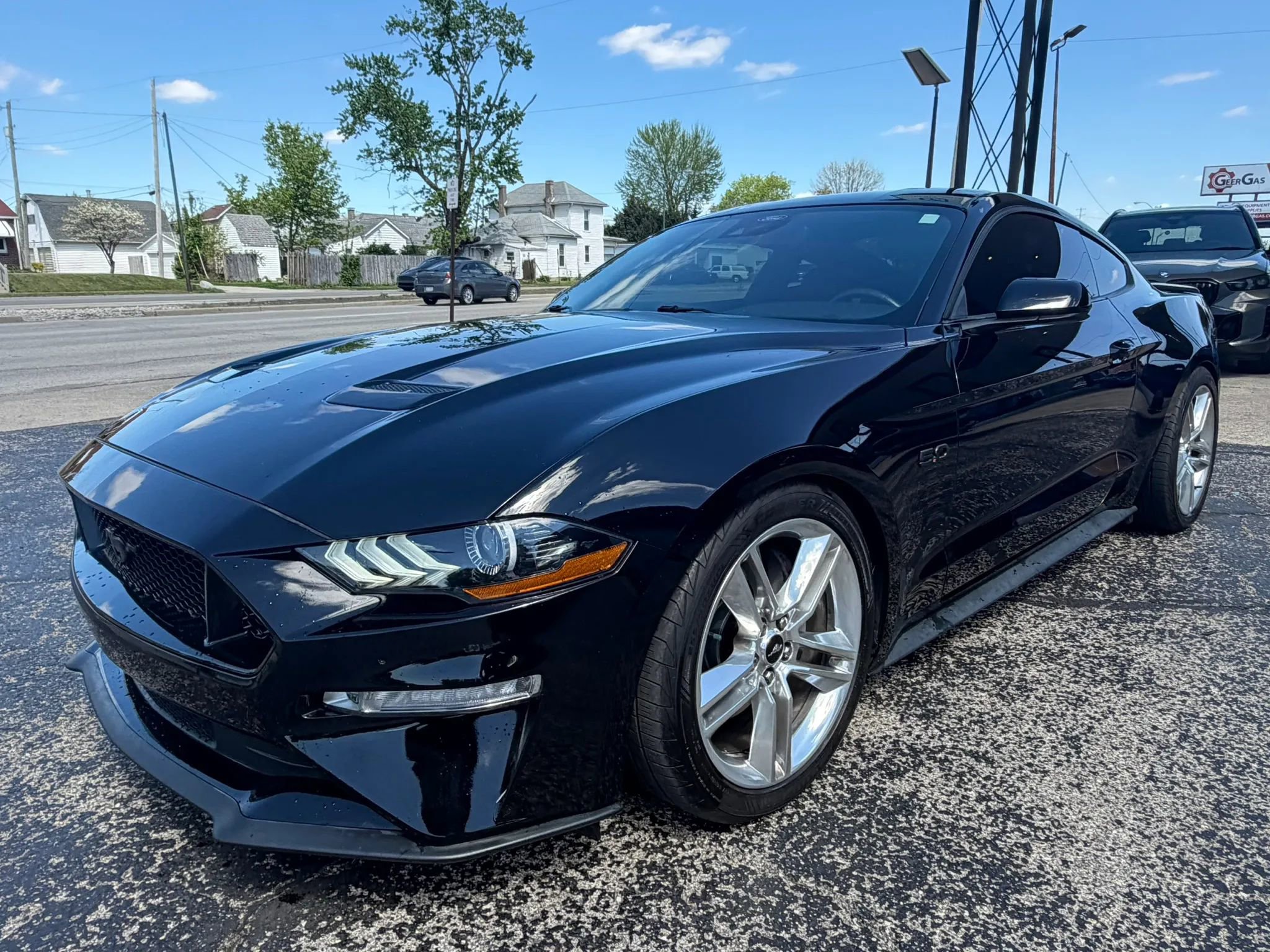 Used 2021 Ford Mustang GT Premium w/ Ford Safe & Smart Package RWD image 4