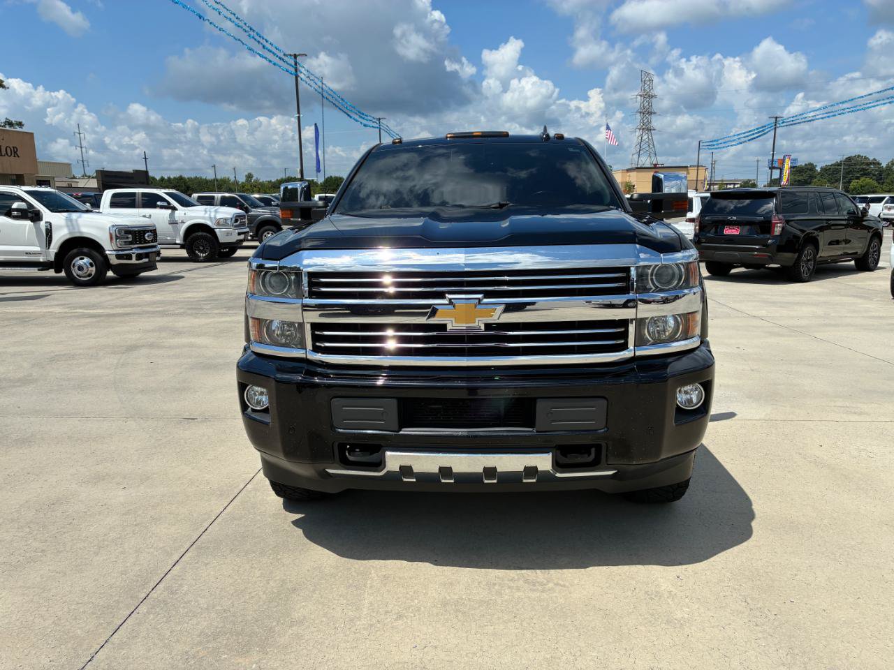 Used 2015 Chevrolet Silverado 3500 High Country w/ Duramax Plus Package AWD/4WD image 3