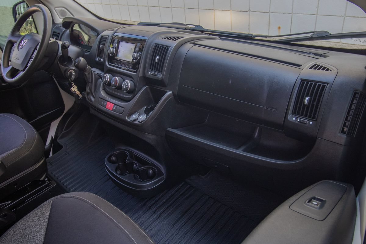 Used 2018 RAM ProMaster 3500 w/ Premium Appearance Group FWD image 18