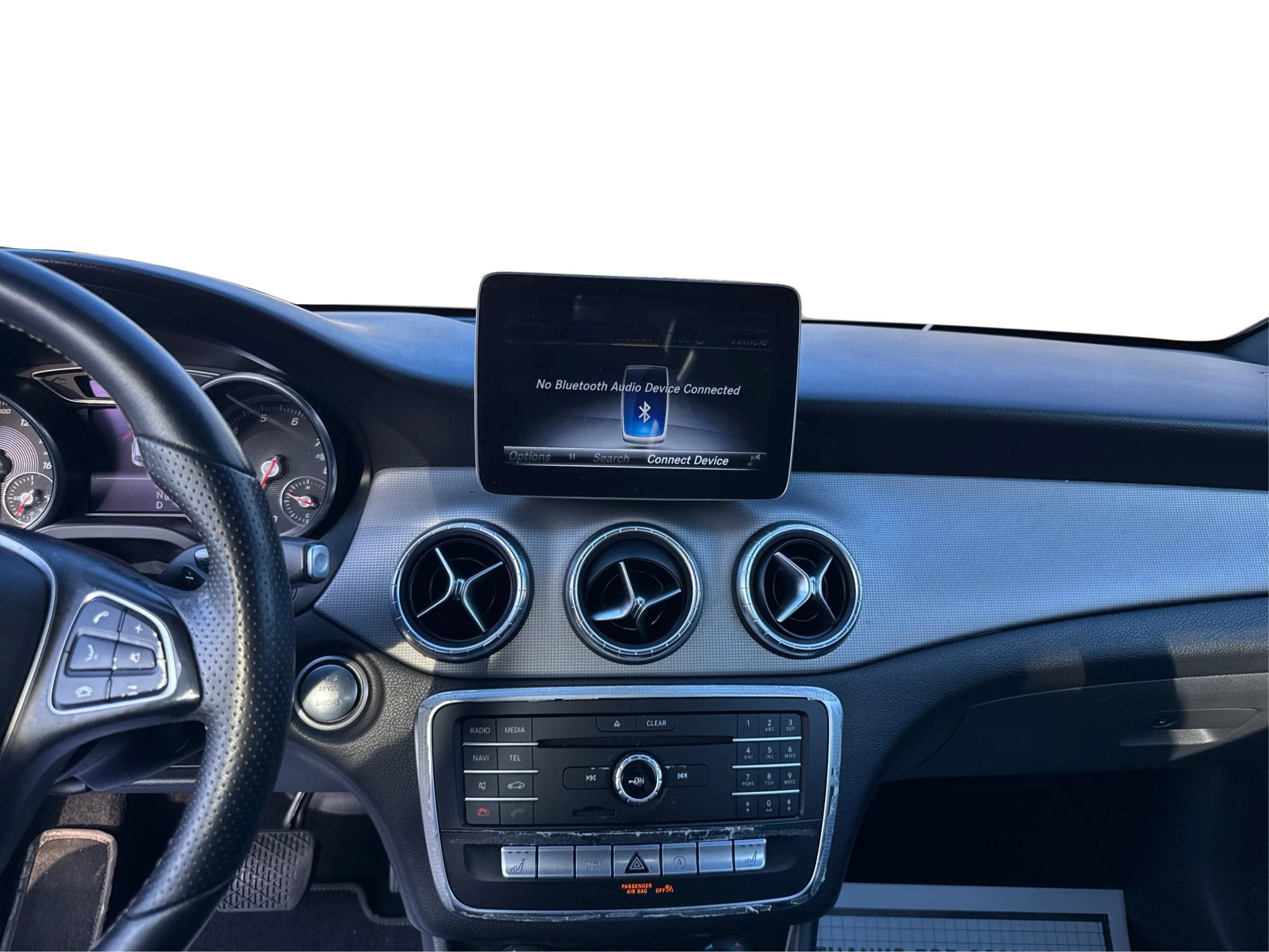 Used 2018 Mercedes-Benz CLA 250 4MATIC image 16
