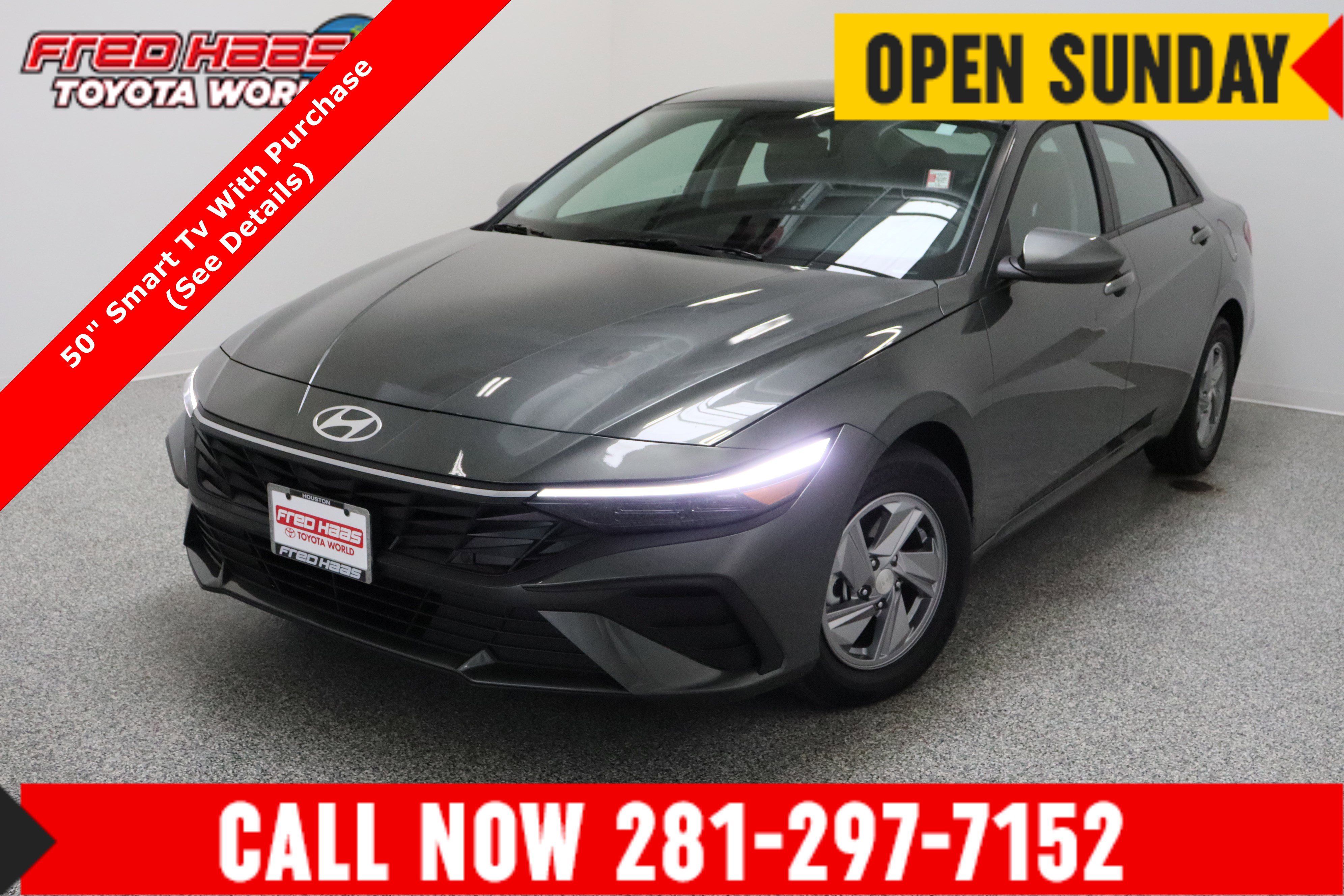 Used 2025 Hyundai Elantra SE image 1