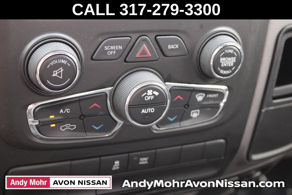 Used 2016 RAM 1500 Express RWD image 31