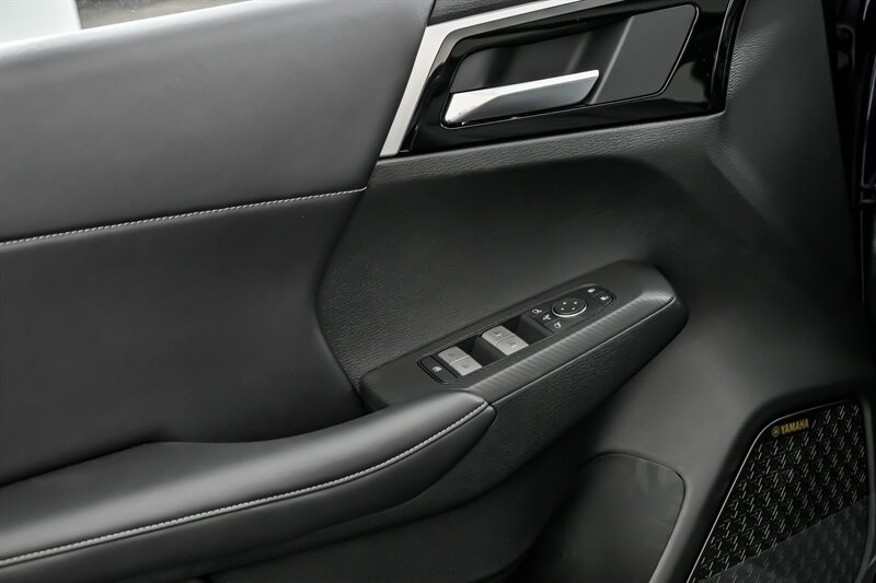 New 2026 Mitsubishi Outlander SE AWD/4WD image 10