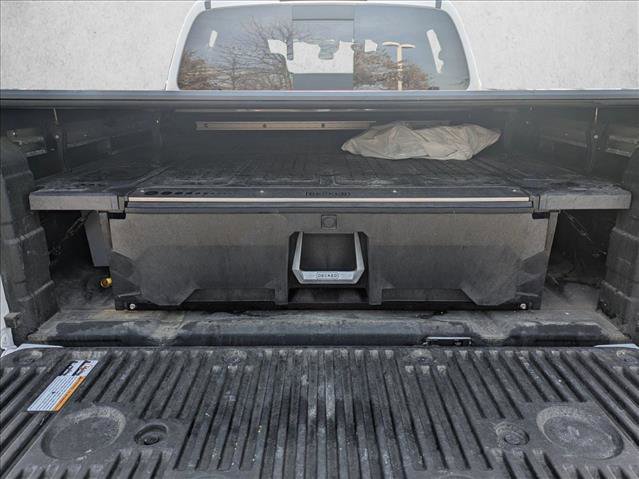 Used 2023 Nissan Frontier PRO-4X w/ Pro Convenience Package image 6