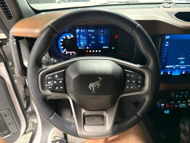 Used 2024 Ford Bronco Outer Banks AWD/4WD image 11