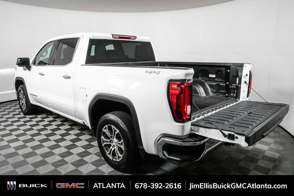 Used 2025 GMC Sierra 1500 SLT image 30