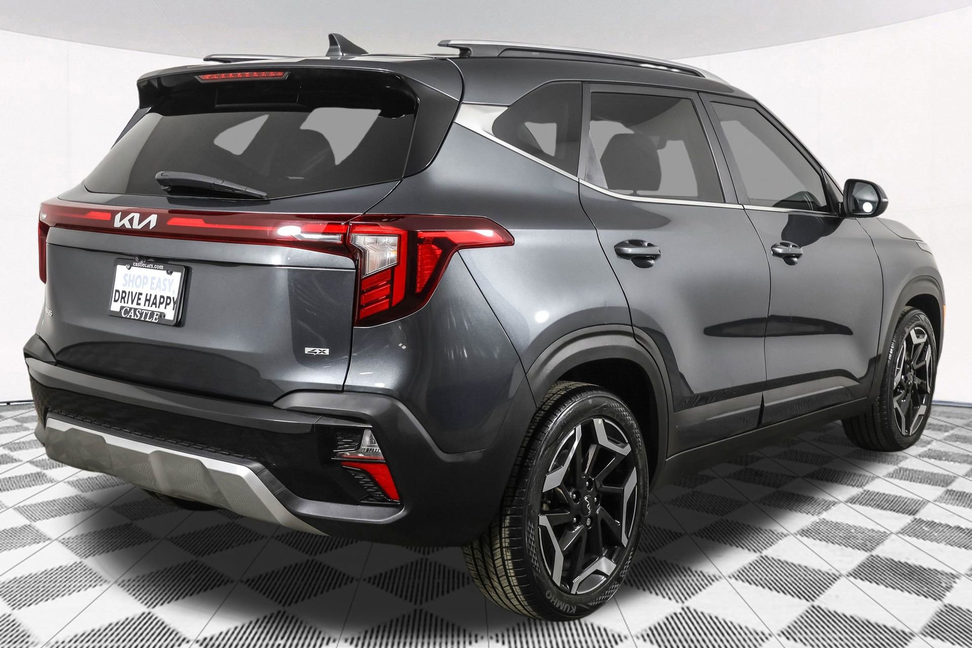 Used 2024 Kia Seltos SX w/ SX Sunroof Package image 19