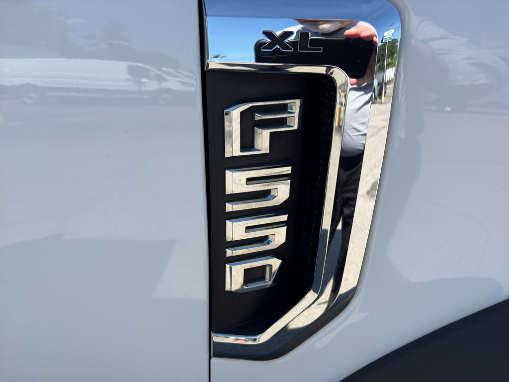 Used 2019 Ford F550 4x4 Regular Cab Super Duty image 8