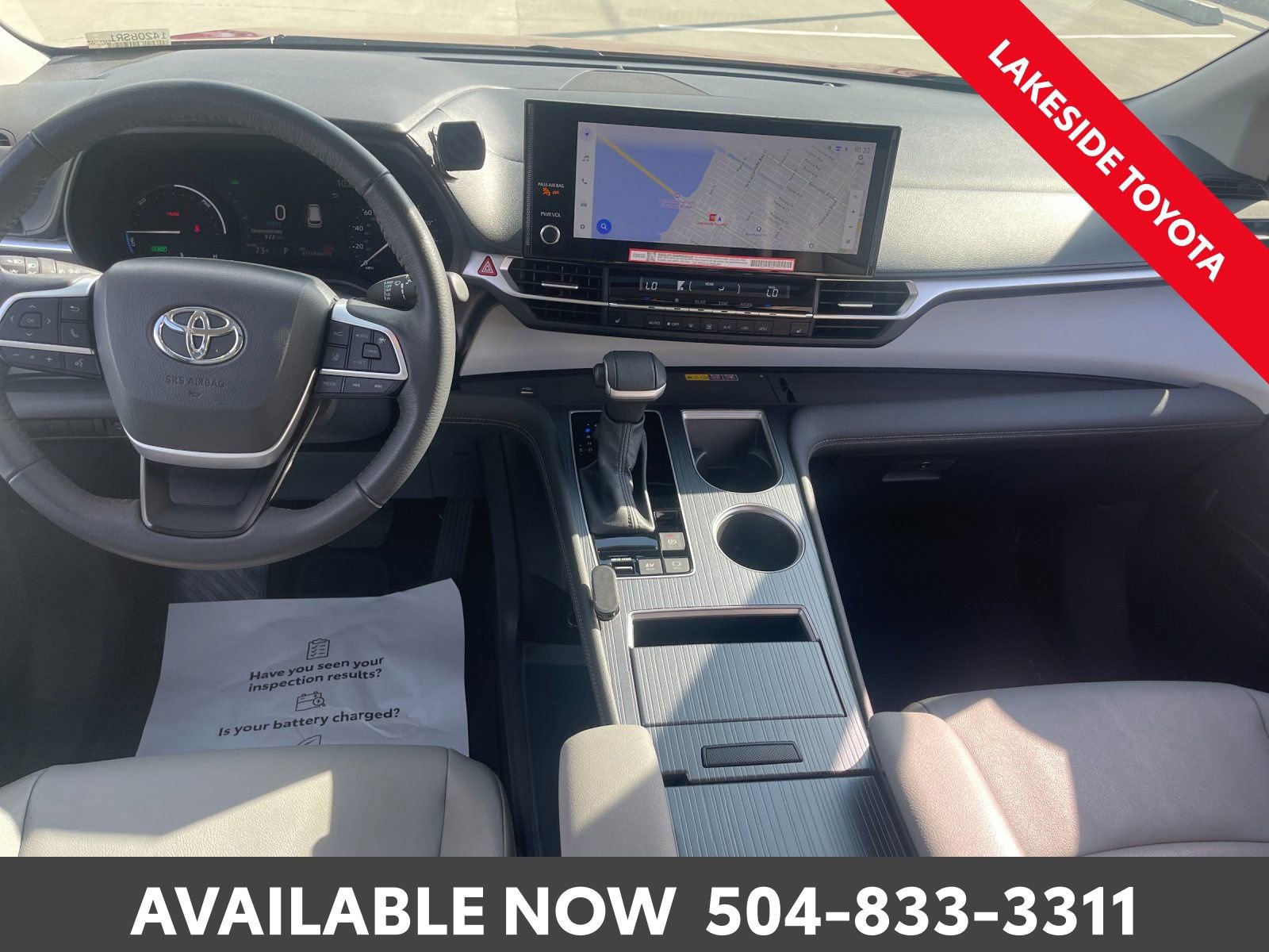 Used 2025 Toyota Sienna XLE image 23