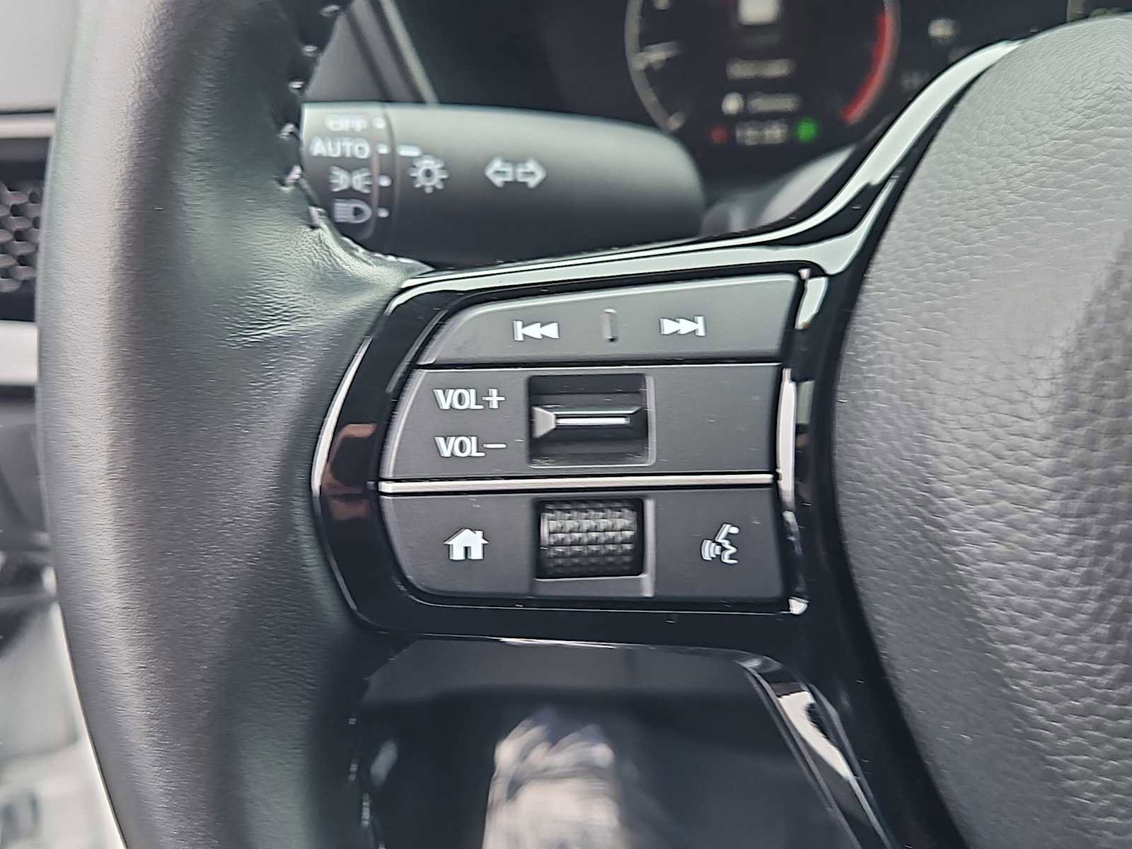 Certified 2025 Honda CR-V EX-L image 24