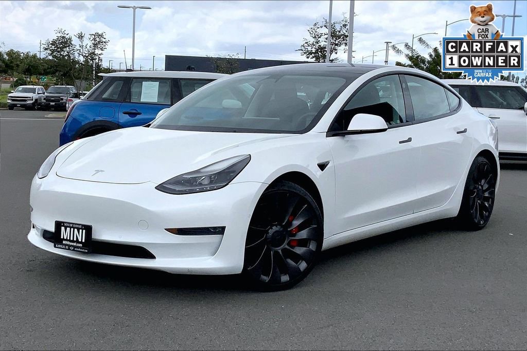 Used 2022 Tesla Model 3 Performance video 2