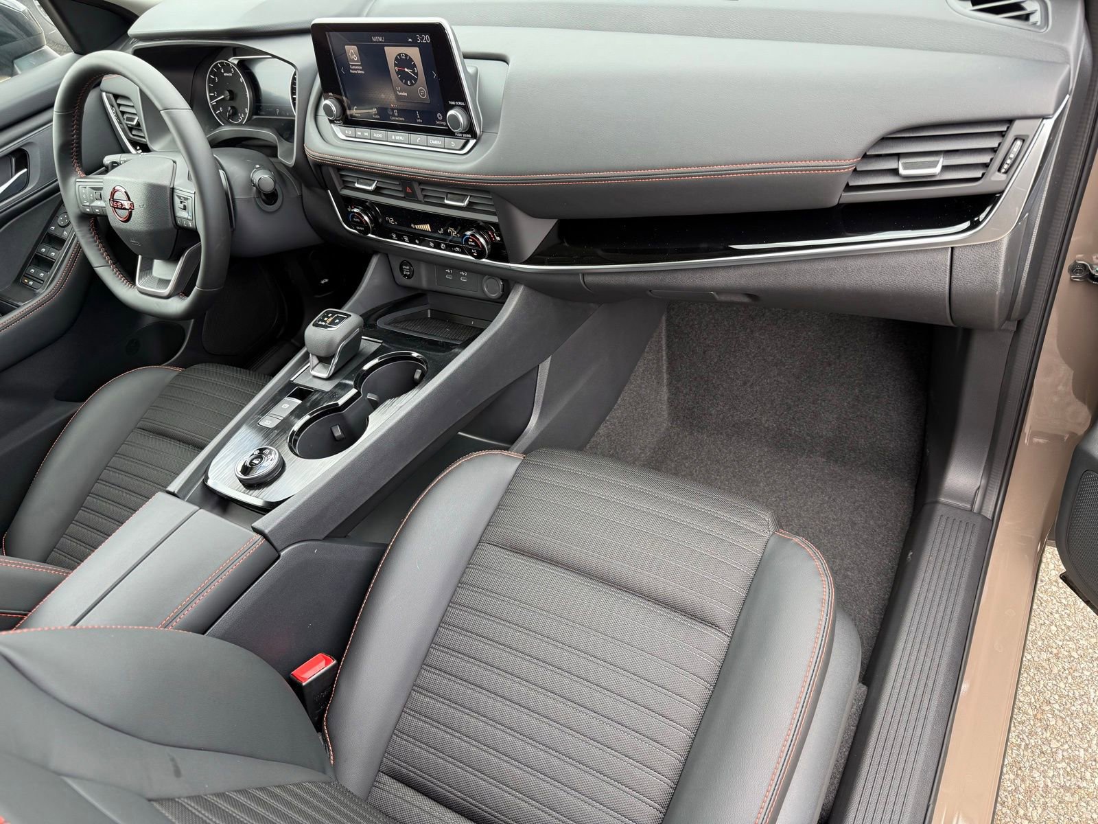 New 2026 Nissan Rogue SV image 14