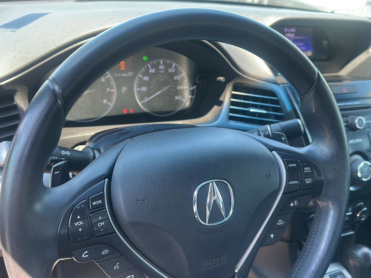 Used 2014 Acura ILX w/ Premium Package FWD image 10