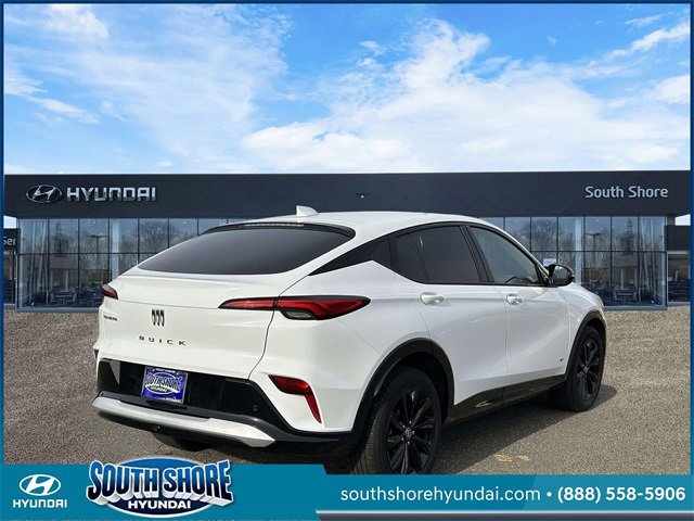 Used 2025 Buick Envista Sport Touring w/ Convenience I Package image 6