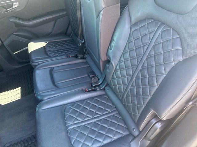 Used 2021 Audi SQ7 Premium Plus w/ Executive Package AWD/4WD image 22