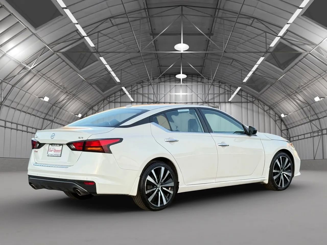 Used 2022 Nissan Altima 2.5 SR FWD image 6