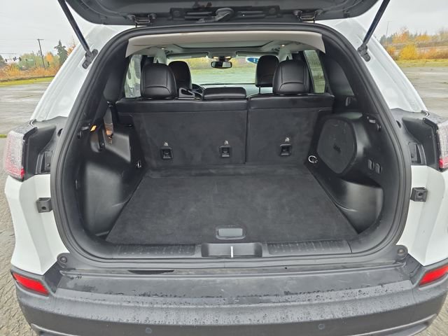 Used 2021 Jeep Cherokee Trailhawk w/ Sun, Sound & Nav Group image 12