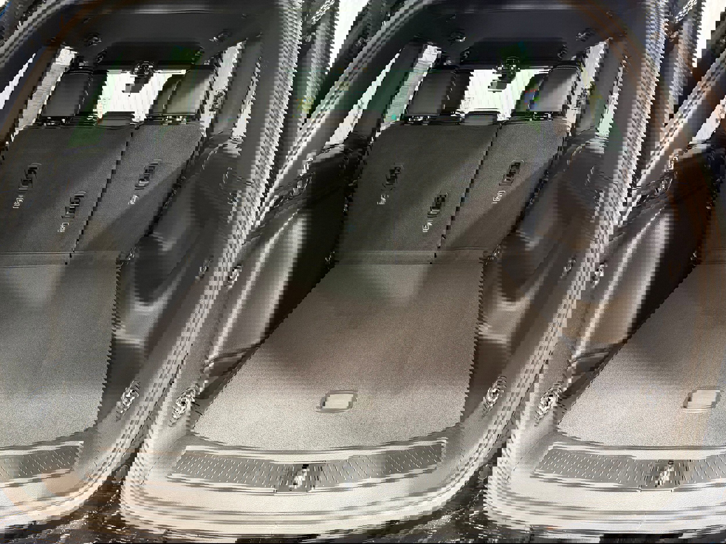 New 2026 Jeep Grand Cherokee Altitude image 13