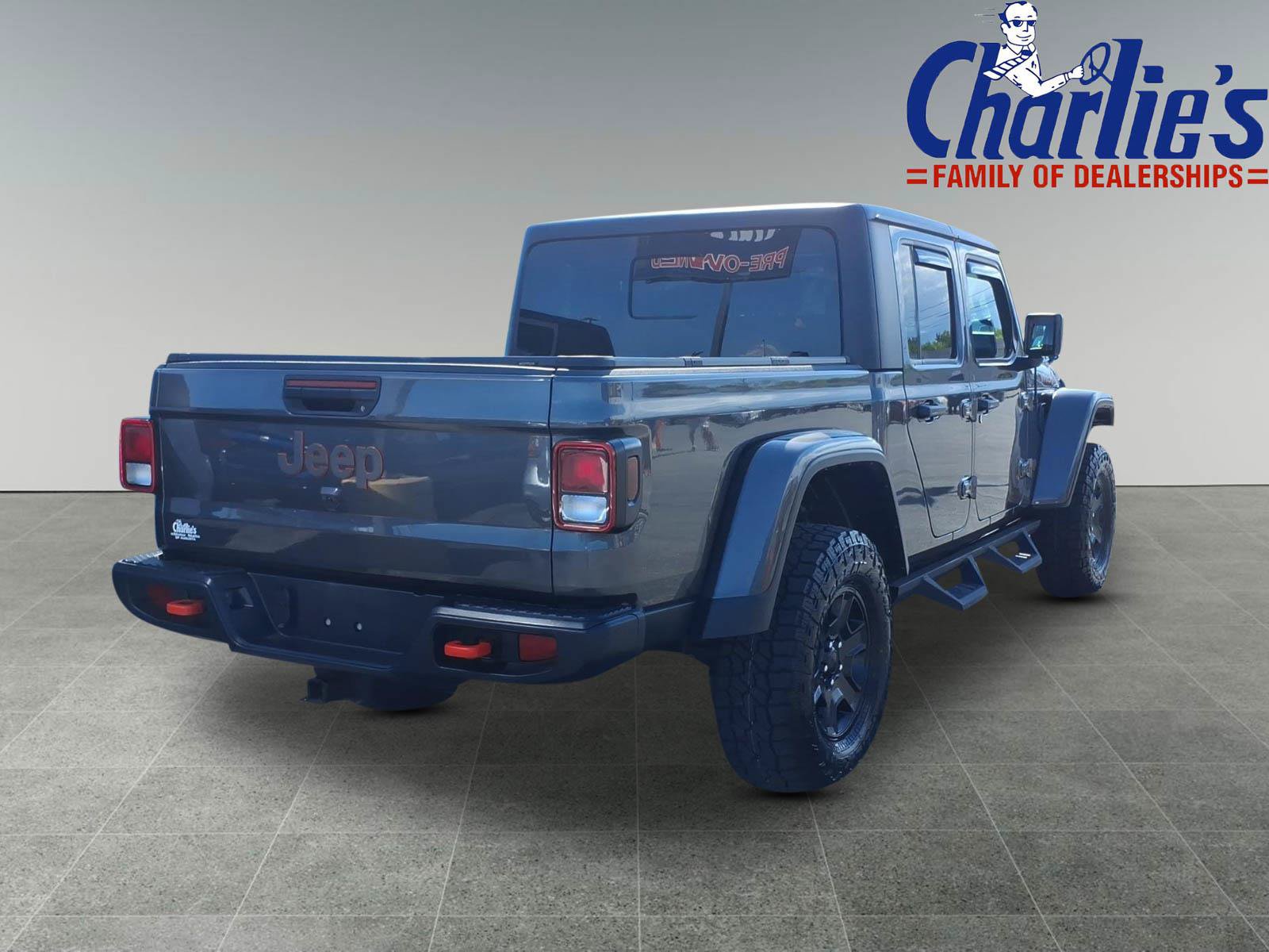 Used 2023 Jeep Gladiator Mojave w/ Cold Weather Group AWD/4WD image 4