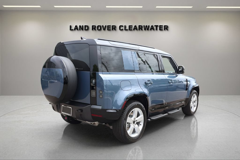 New 2026 Land Rover Defender 110 X-Dynamic SE AWD/4WD image 5