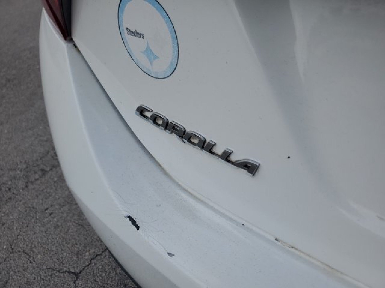 Used 2014 Toyota Corolla L FWD image 8