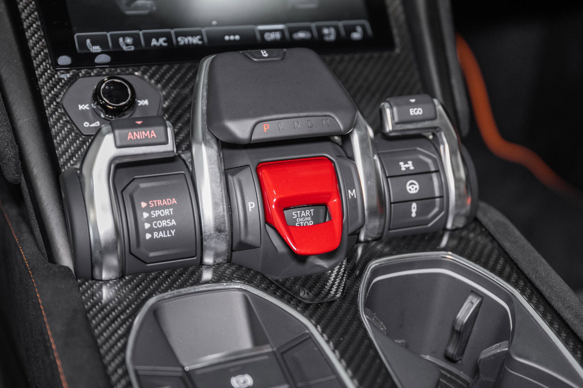 Used 2024 Lamborghini Urus Performante image 42