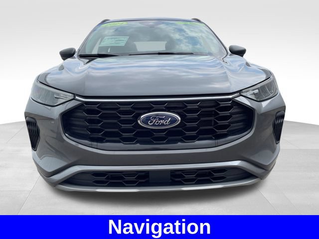 Used 2024 Ford Escape ST-Line w/ Tech Pack #1 AWD/4WD image 8