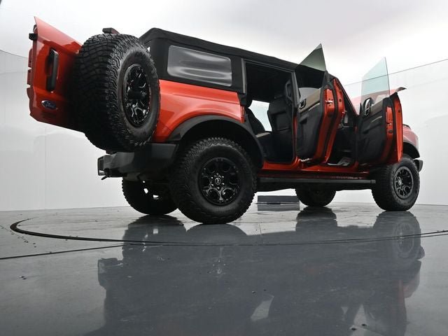 Used 2023 Ford Bronco Wildtrak AWD/4WD image 31