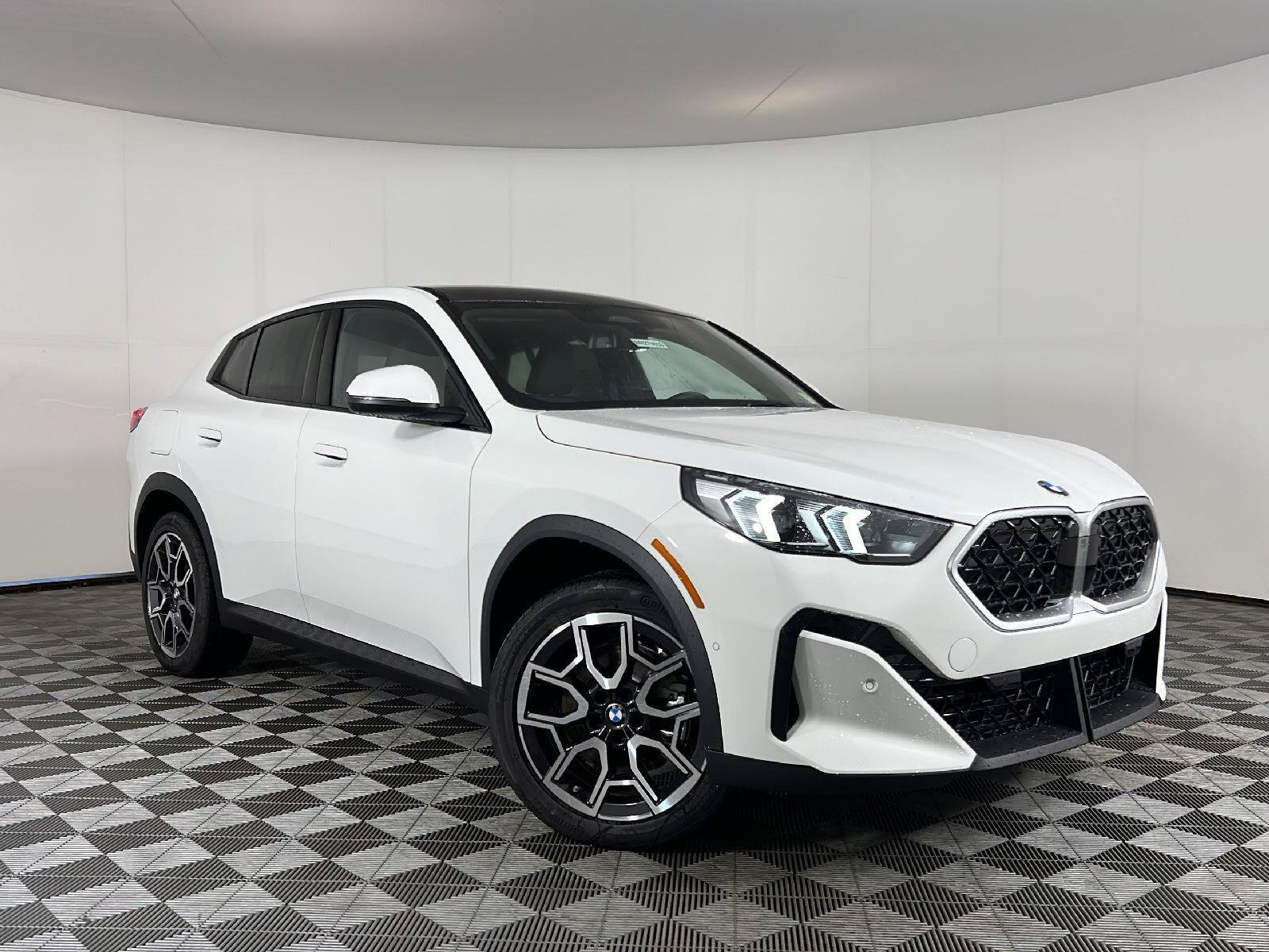New 2027 BMW X2 xDrive28i w/ Convenience Package AWD/4WD image 4