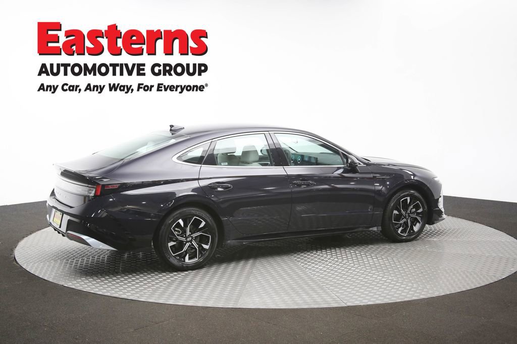 Used 2025 Hyundai Sonata SEL FWD image 44