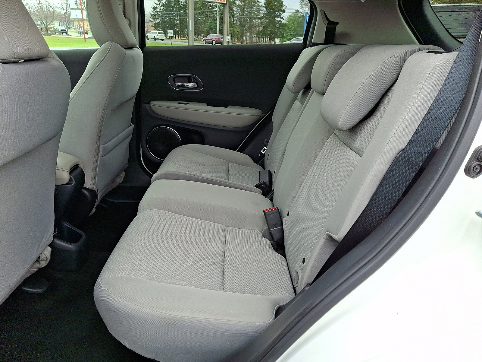 Used 2021 Honda HR-V EX image 10