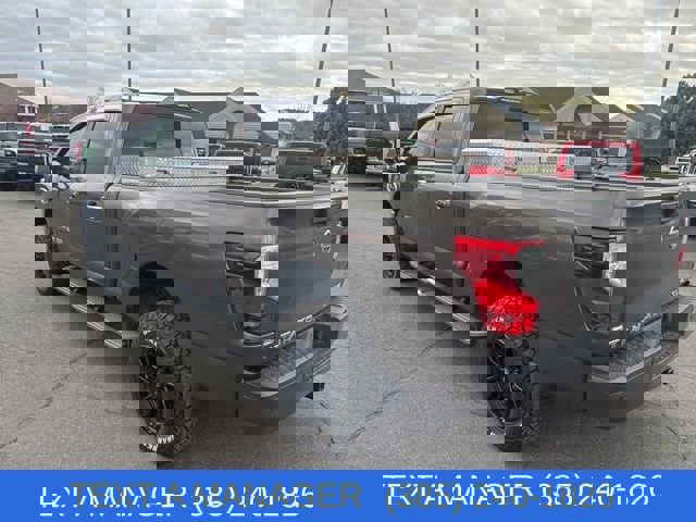 Used 2018 Nissan Titan SL w/ Chrome Package image 7