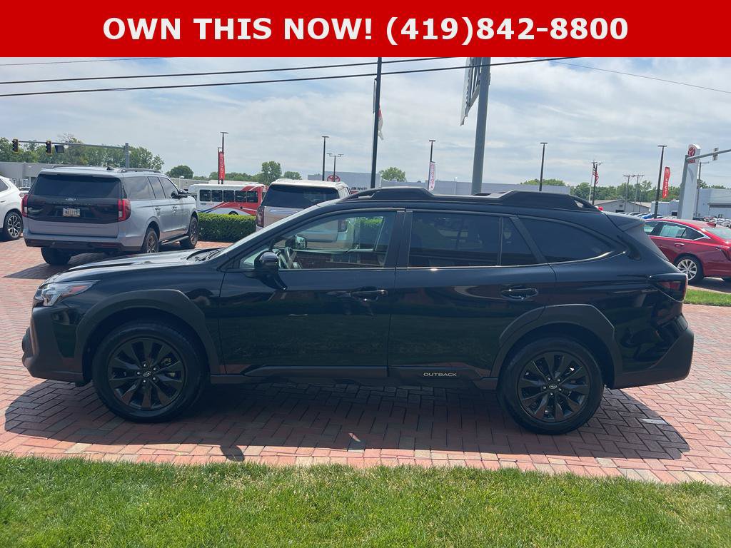 Used 2025 Subaru Outback Onyx Edition AWD/4WD image 11