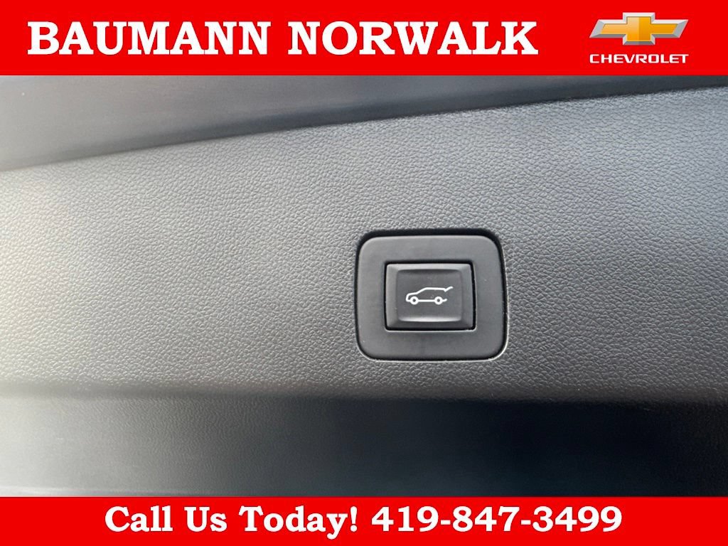 Used 2024 Buick Encore GX Avenir w/ Avenir Convenience Package FWD image 18