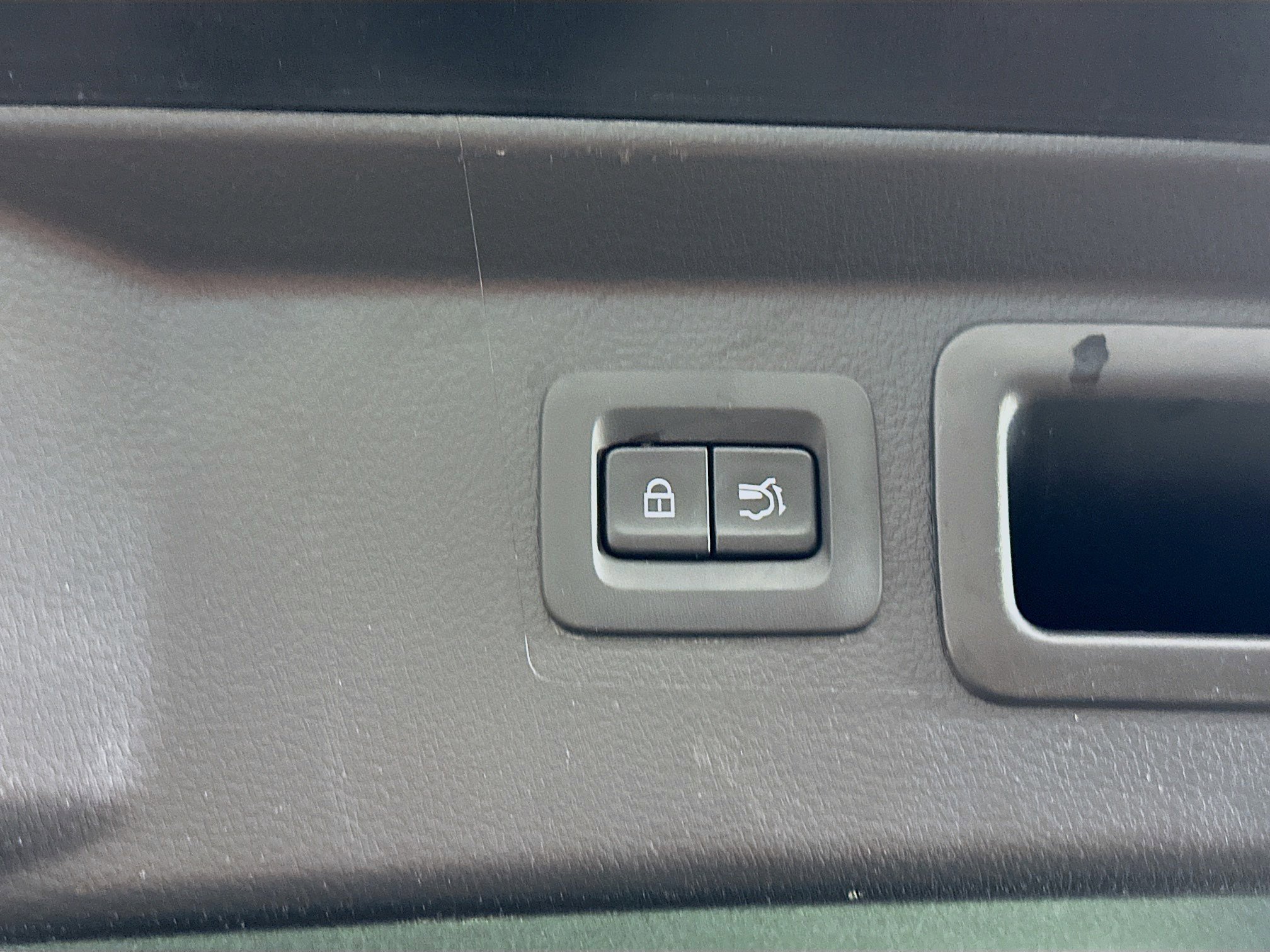 Used 2025 MAZDA CX-50 AWD 2.5 S w/ Preferred Package image 28