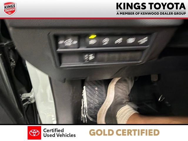 Used 2026 Toyota Tundra Limited AWD/4WD image 28