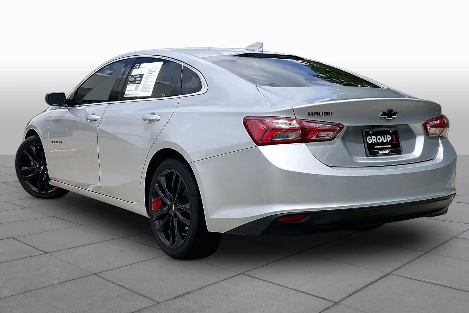 Used 2021 Chevrolet Malibu LT w/ Redline Edition FWD image 10